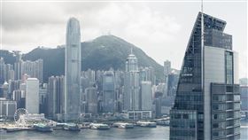 受到反送中運動影響，香港（圖）金融中心地位遭遇挑戰，台經院院長張建一分析，台灣雖無法立刻取代香港地位，不過可趁機會作整體策略思考。（圖取自PAKUTASO圖庫）