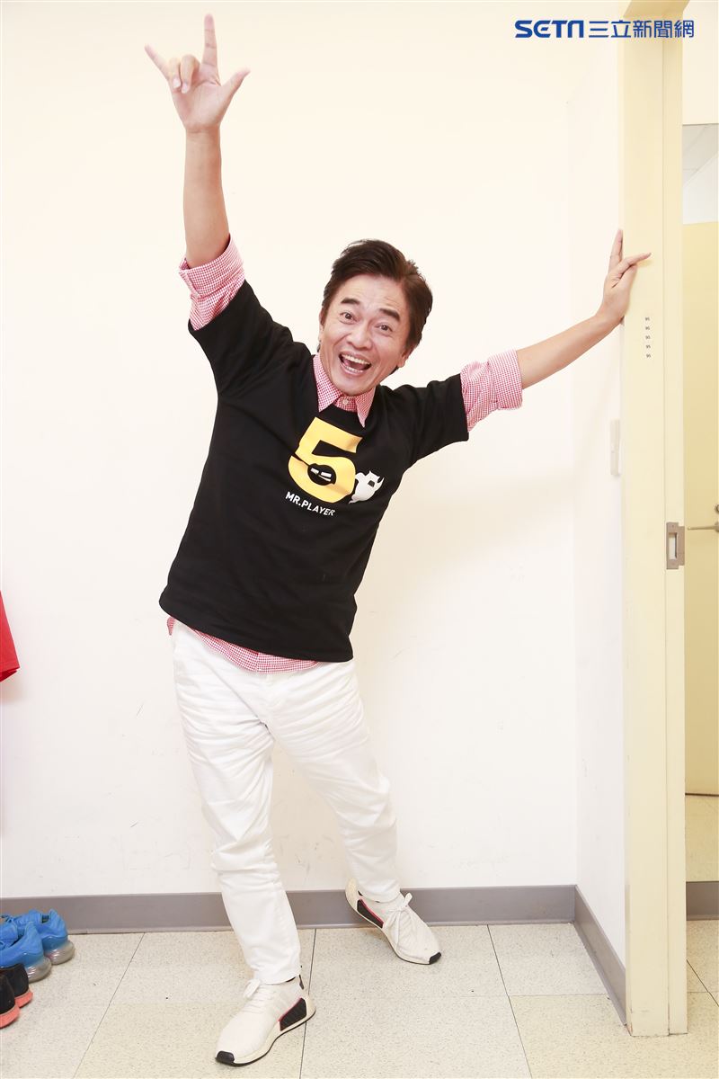 吳宗憲接受三立新聞網專訪。（圖／記者林士傑攝影）