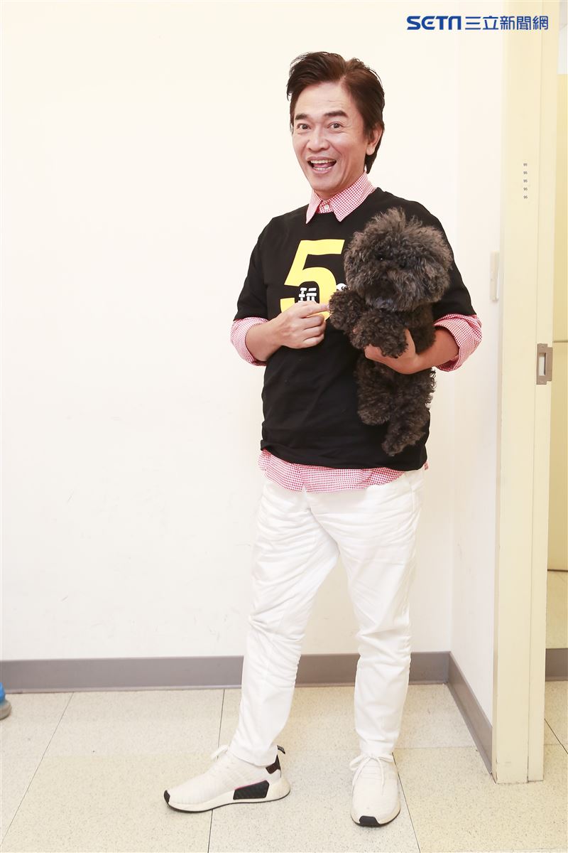 吳宗憲接受三立新聞網專訪。（圖／記者林士傑攝影）