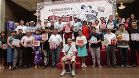 北市府邀民眾探索大稻埕舊城故事（1）台北市政府觀光傳播局即日起針對大稻埕推出一系列活動，邀請民眾走入巷弄，探索大稻埕舊城故事。中央社記者梁珮綺攝　108年9月3日