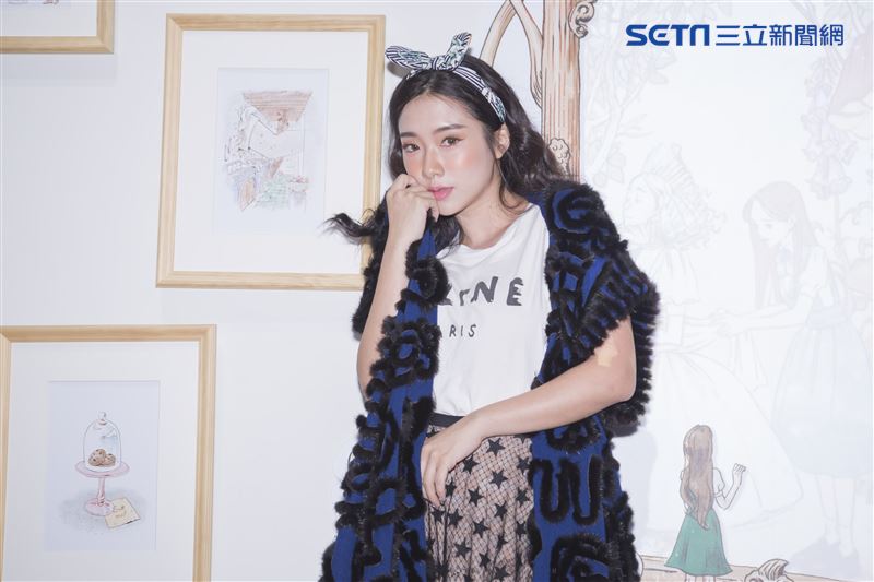 魅力女神拐拐攜手高人氣的夢幻甜美網紅呂妍芯、Ines Wang一起玩穿搭，圖為呂妍芯。（圖／記者林士傑攝影）