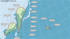 第13號輕度颱風玲玲以及第14號輕度颱風劍魚（圖／翻攝自中央氣象局）