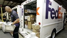 聯邦快遞,香港,管制刀具,違法,中國官媒