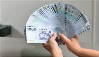 鈔票有亮點！光照驚現「隱藏版防偽」