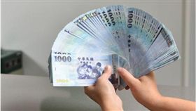 點鈔,鈔票。（圖／資料照）