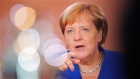 梅克爾,訪問中國,貿易協定,投資協議,堅定立場