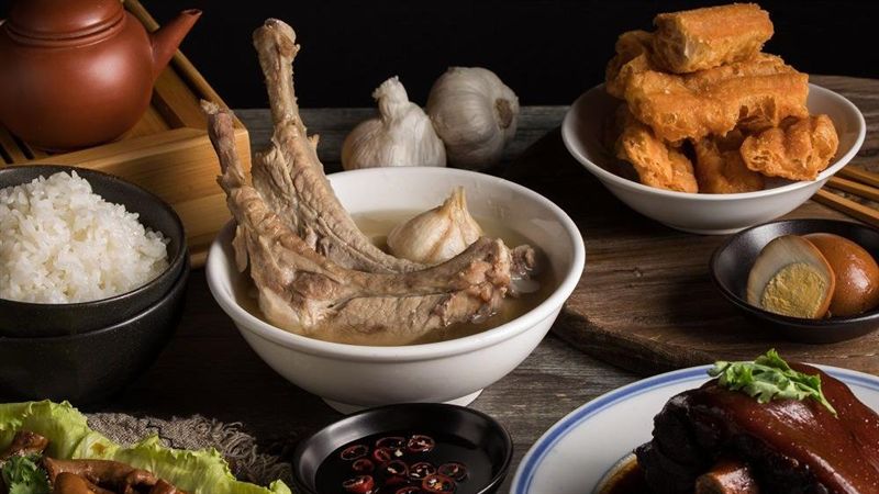 發起人肉骨茶攻台　開幕結帳通通半價