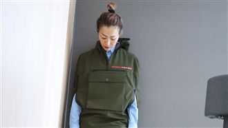 鄭秀文婚變後首來台！燦笑親切幫簽名