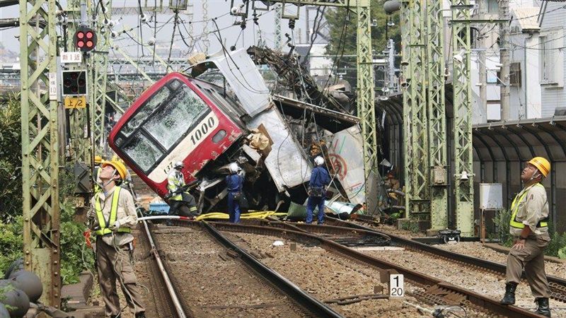 日本京急線事故　未裝設自動剎車系統