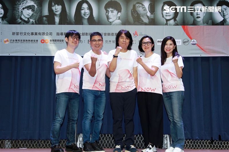 郭蘅祈、李壽全、黃韻玲、陳建騏、馬毓芬任「第二屆愛之日常音樂節」製作人。（記者邱榮吉/攝影）