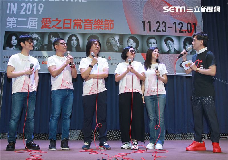 郭蘅祈、李壽全、黃韻玲、陳建騏、馬毓芬任「第二屆愛之日常音樂節」製作人。（記者邱榮吉/攝影）