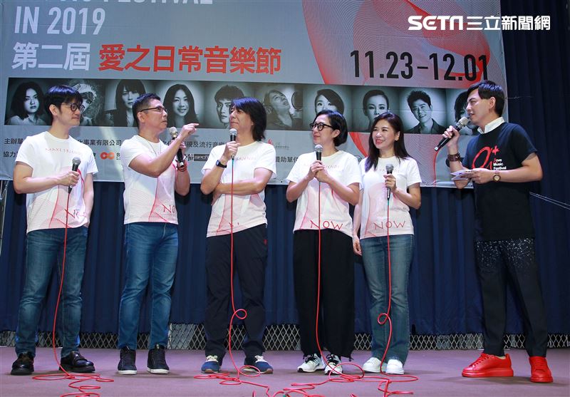 郭蘅祈、李壽全、黃韻玲、陳建騏、馬毓芬任「第二屆愛之日常音樂節」製作人。（記者邱榮吉/攝影）