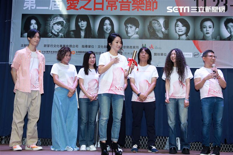 陶晶瑩、萬芳、李英宏、江美琪、郭蘅祈、李壽全、黃韻玲、陳建騏、馬毓芬「第二屆愛之日常音樂節」售票記者會。（記者邱榮吉/攝影）