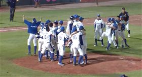 ▲U18韓國隊擊敗日本相當振奮。（圖／截自網路）