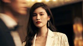 何穗（圖／翻攝自微博）
