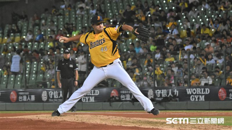 中職／林智勝、周思齊開轟　兄弟連勝
