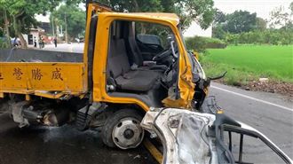 悚！南投貨車擦撞女騎士　釀2死5傷