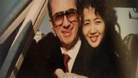 何鴻燊 梁安琪微博