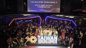 台精品盃電競賽馬國登場  盼提升科技品牌知名度由台灣貿易推廣單位及經濟部推動的台灣精品專案，7日在馬來西亞舉辦台灣精品盃電競賽，除了參加比賽外，參賽者也能體驗最新台灣筆電產品，提升台灣科技品牌知名度。（台灣貿易推廣單位提供）中央社記者郭朝河吉隆坡傳真  108年9月8日