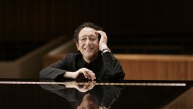 法鋼琴家路易沙達來台獨奏  重新詮釋蕭邦法國鋼琴家尚－馬克．路易沙達（Jean－Marc Luisada）（圖）將來台灣舉行獨奏會，帶來他擅長的蕭邦、德布西與舒伯特等作曲家樂作。（鵬博藝術提供）中央社記者趙靜瑜傳真  108年9月8日