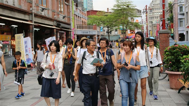 漫遊台北第一條官道！旅遊團報名免費
