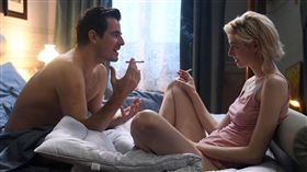 《謊畫情人》（The Burnt Orange Heresy）CATCHPLAY提供