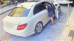 乾洗大盜,酒醉,撿屍,台北,翻攝畫面