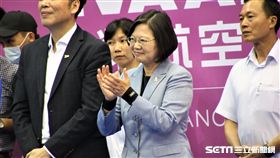 總統蔡英文蒞臨台北羽球公開賽為周天成打氣。（圖／記者劉家維攝影）