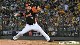 統一獅投手潘威倫（圖／記者王怡翔攝影）