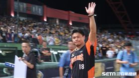 潘威倫台灣勝投王。（圖／記者王怡翔攝影）