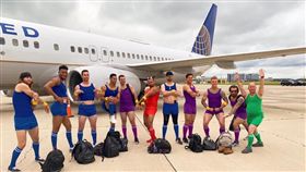 張育成菜鳥日。（圖／翻攝自張育成臉書）