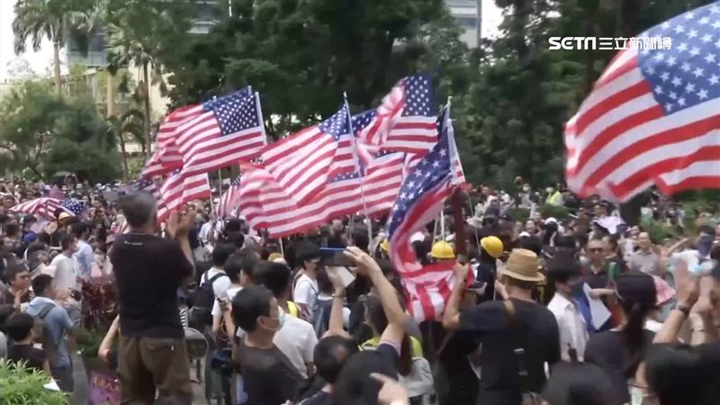 港示威不落幕　紐時：習專制成煙霧彈
