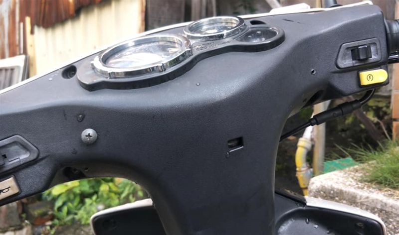 機車被鎖神秘螺絲　網警告：恐遇小偷