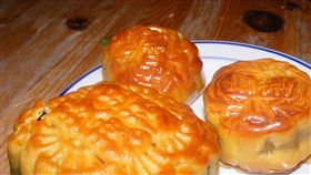 月餅
https://www.flickr.com/photos/69302634@N02/8106926285/in/photolist-dmo7K8-fQ849e-4zp1r-ahhg4e-amhmY7-ahhfiB-2rqrDW-74jdka-fY8iUD-aBUcJ8-dGLogu-dGDGsx-2tYPK-aygeDE-dGEvFz-dGEYq4-dGKJwd-dGFjSr-dGKvq3