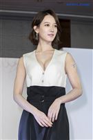 孟耿如火辣現身擔任品牌大使秀出深V事業線。（圖／記者林士傑攝影）