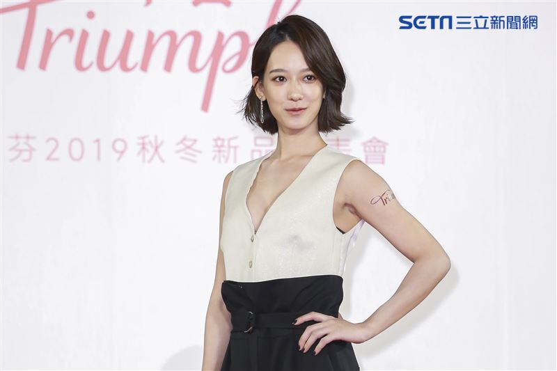 孟耿如火辣現身擔任品牌大使秀出深V事業線。（圖／記者林士傑攝影）