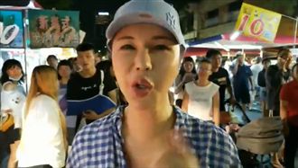 將合體韓國瑜！利菁開直播逛高雄夜市