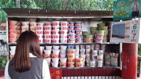 南投,土地公,泡麵,偷竊,香油