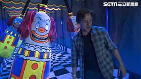 牠 第二章　華納提供