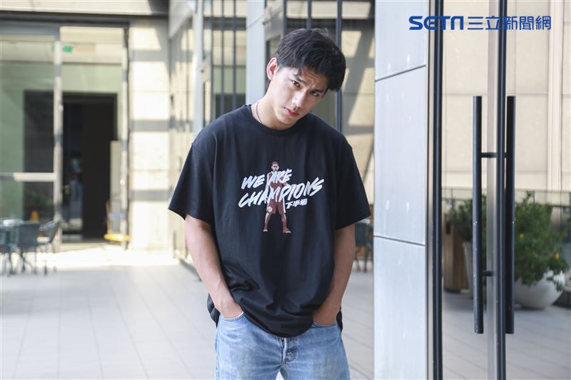 《下半場》男主角朱軒洋接受三立新聞網專訪。（圖／記者林士傑攝影）