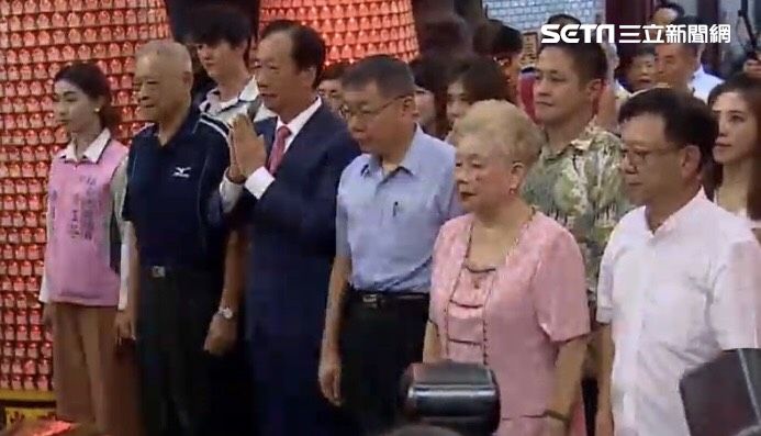 郭柯拜廟　藍委：發誓沒兌現會被撞死