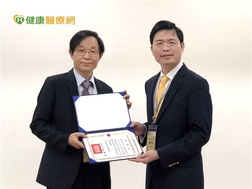 臉部老化過程竟是這樣 複合式微整療法成新趨勢