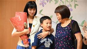 因中度智障不會說話　遇恩師翻轉人生