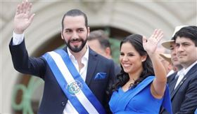 薩爾瓦多,移民,北漂,美國,駐警(圖/翻攝自推特)