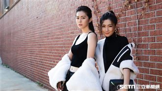 任家姊妹出征紐約！黑白配增添帥氣感