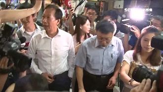 跟郭台銘同掛看板？柯P：不會說No