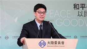 韓國瑜對李孟居被拘說法  陸委會稱不識中共本質大陸委員會發言人邱垂正12日在例行記者會上表示，高雄市長韓國瑜日前稱李孟居遭陸方拘留，是「不正常兩岸關係所導致」的說法，恐怕是對中共政權本質認識不清。中央社記者沈朋達攝 108年9月12日