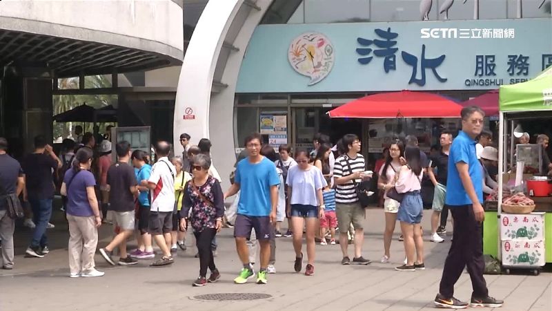 中秋前湧人潮！清水服務區吸近2萬人
