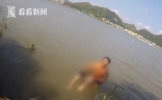 男分手怒跳湖　下秒「浮水面上睡死」