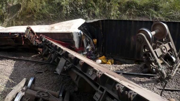 滿載偷渡客！剛果火車脫軌至少50死